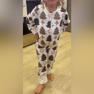 Christmas Leopard and LV Full Zip Onesie Size 3T/4T